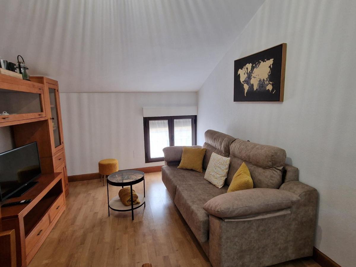 شقة Vivienda Turistica Ibama2 Ciudad-Rodrigo المظهر الخارجي الصورة
